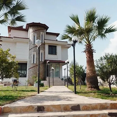 Villa Alyildiz Alanya'da Sik